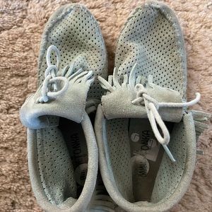 Turquoise Minnetonka Fringe Moccasins